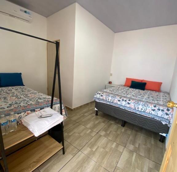 פנסיון Terrazas Guest House Hostal