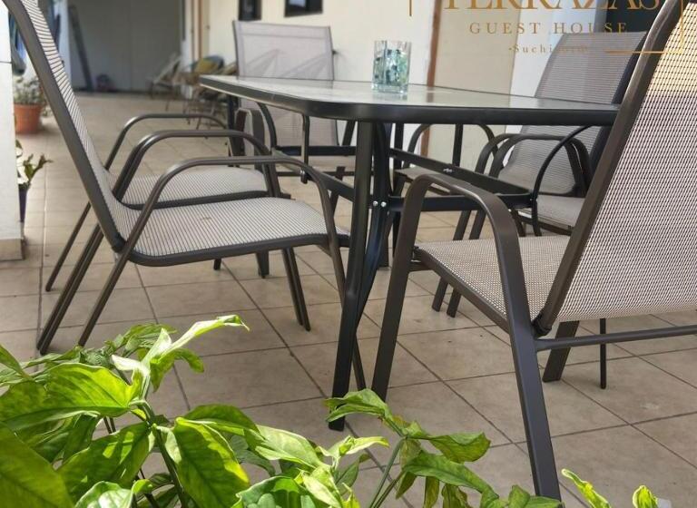 پانسیون Terrazas Guest House Hostal
