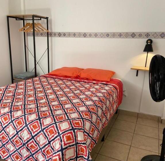 פנסיון Terrazas Guest House Hostal