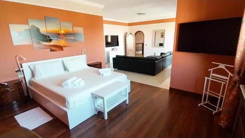 پانسیون Villa Giulia