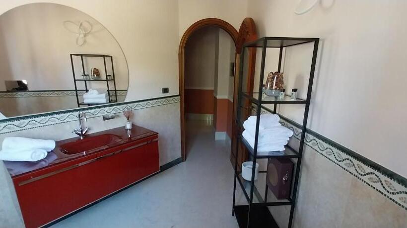 پانسیون Villa Giulia