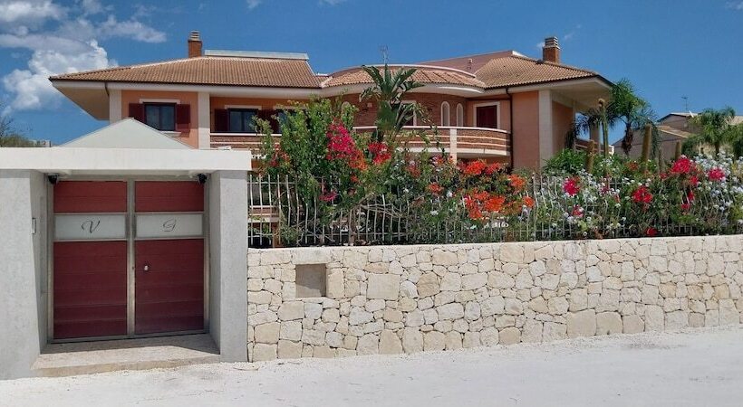 پانسیون Villa Giulia