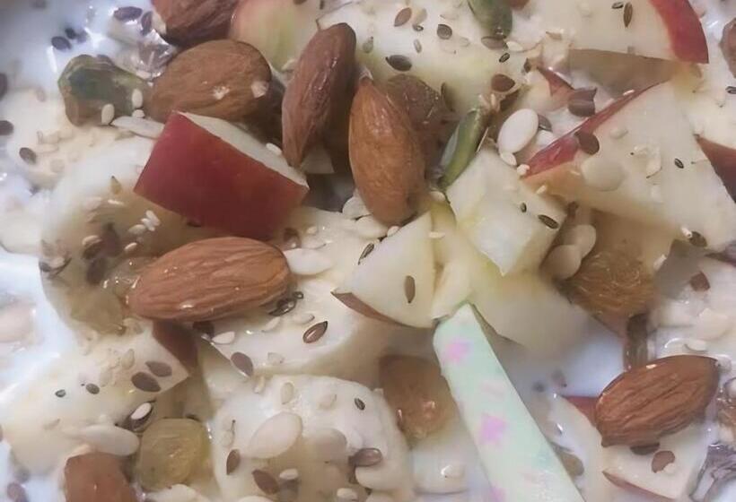 استراحتگاه Bodhi Sattva Yoga   Monk Stay