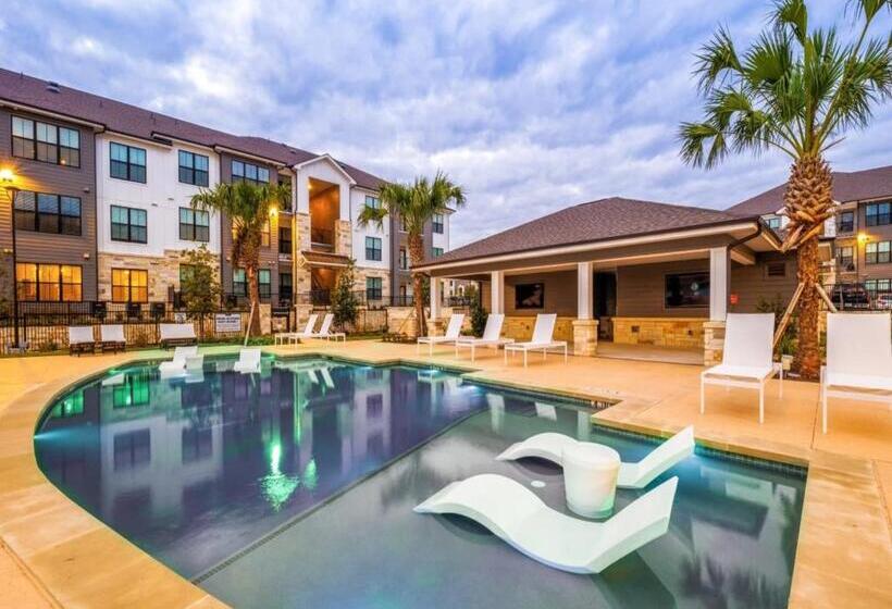 The Parker Austin Condos By Barsala