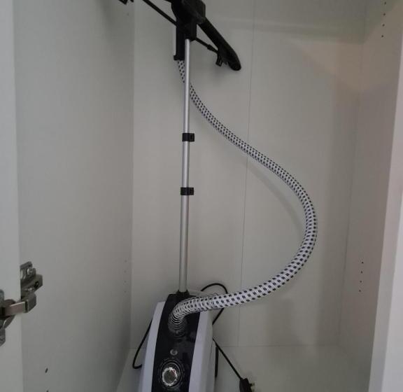 استديو الدمام حي النور دخـول ذاتي   الفيروز الفندقية