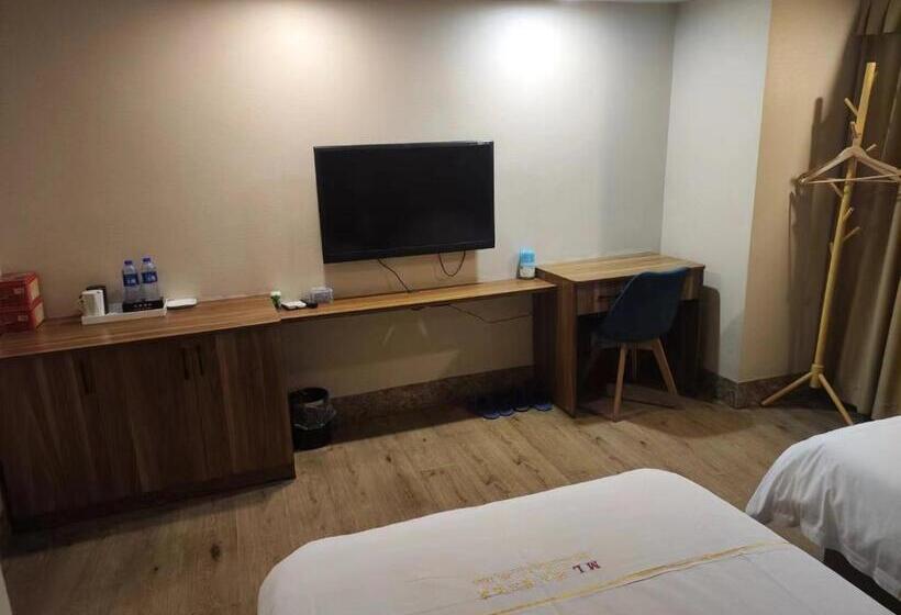 深圳市羙林时尚酒店