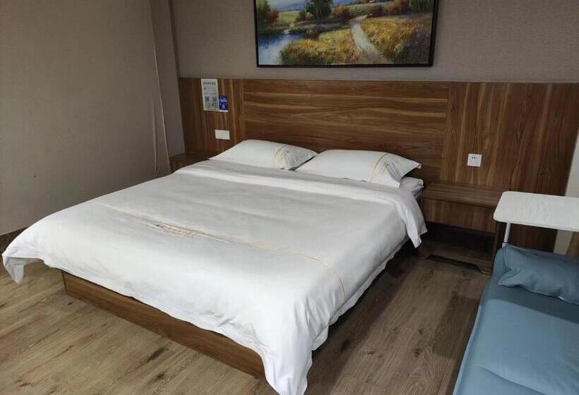 深圳市羙林时尚酒店