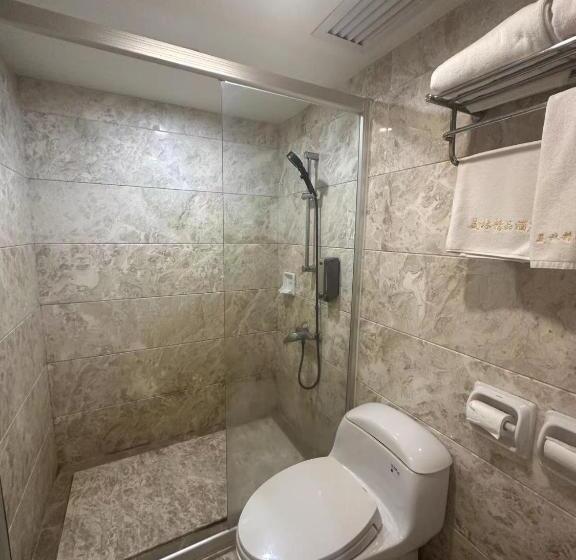 深圳市羙林时尚酒店