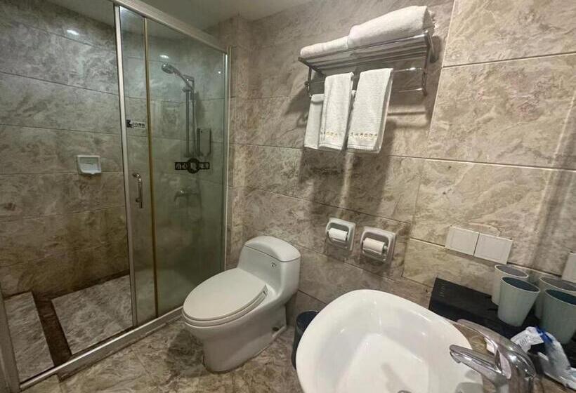 深圳市羙林时尚酒店