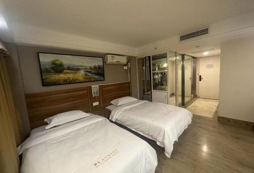 深圳市羙林时尚酒店