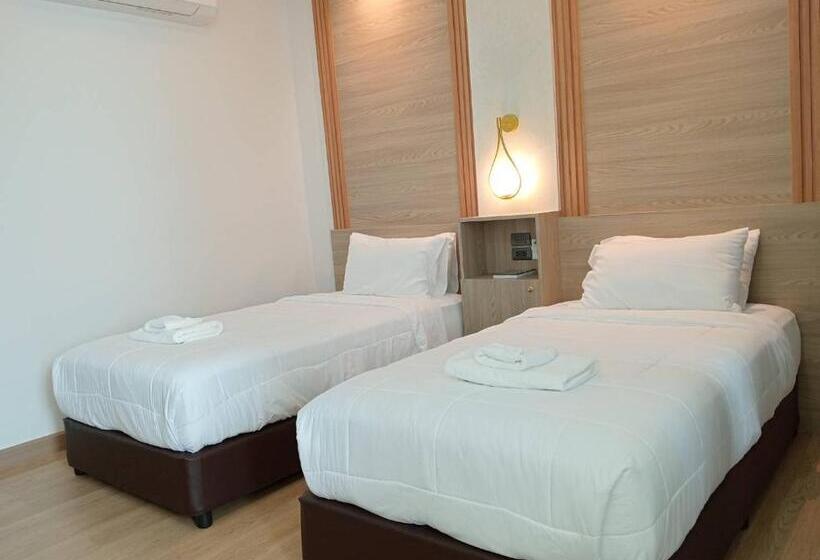 2sis S Khanom Resotel