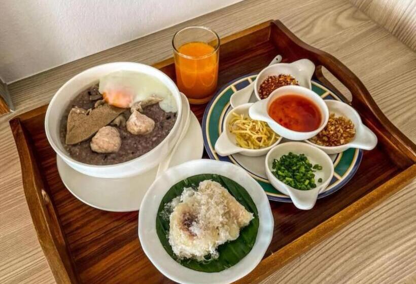 2sis S Khanom Resotel