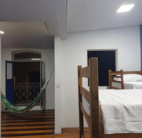 הוסטל Casarão Da Alê