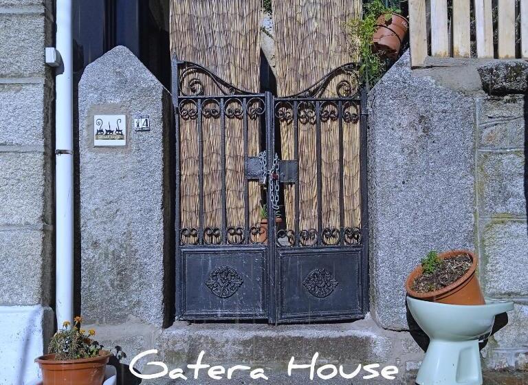 Albergue Gatera House