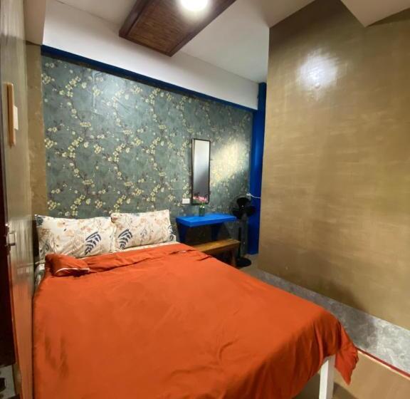 هاستل Maverickk Inn   Siargao Iao Suite