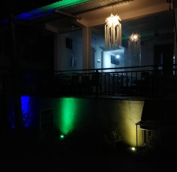 旅馆 Onel Rest Inn