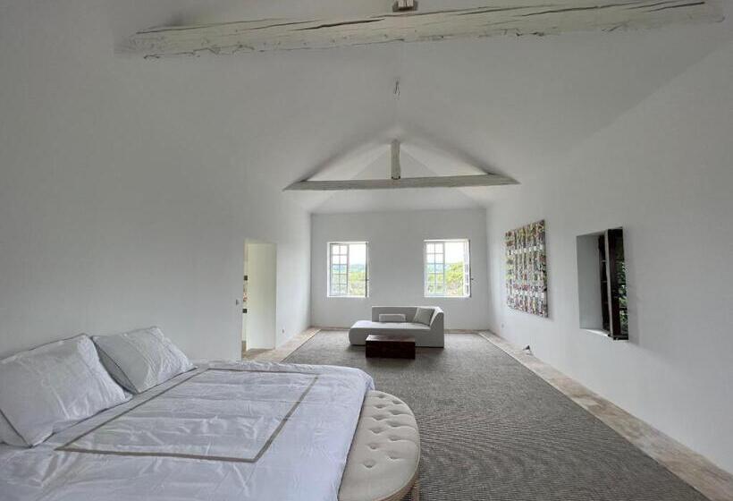 Bed and Breakfast Bastide Du Luberon