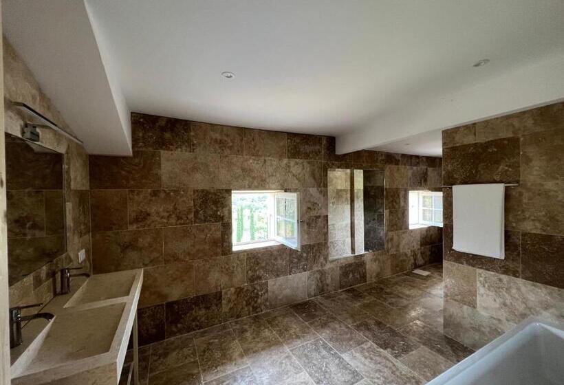 Bed and Breakfast Bastide Du Luberon