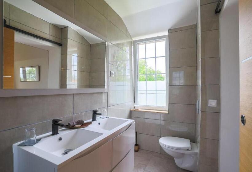 مبيت وإفطار Chalet Des Longschamps