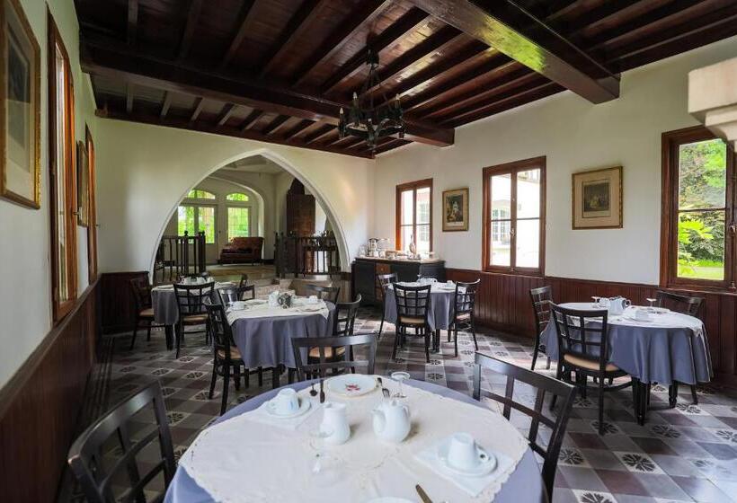 مبيت وإفطار Chalet Des Longschamps