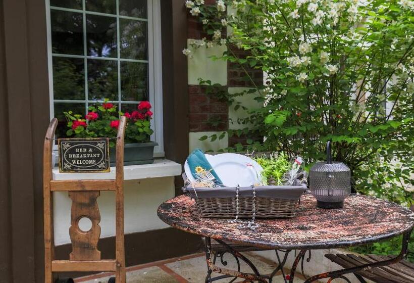 مبيت وإفطار Chalet Des Longschamps