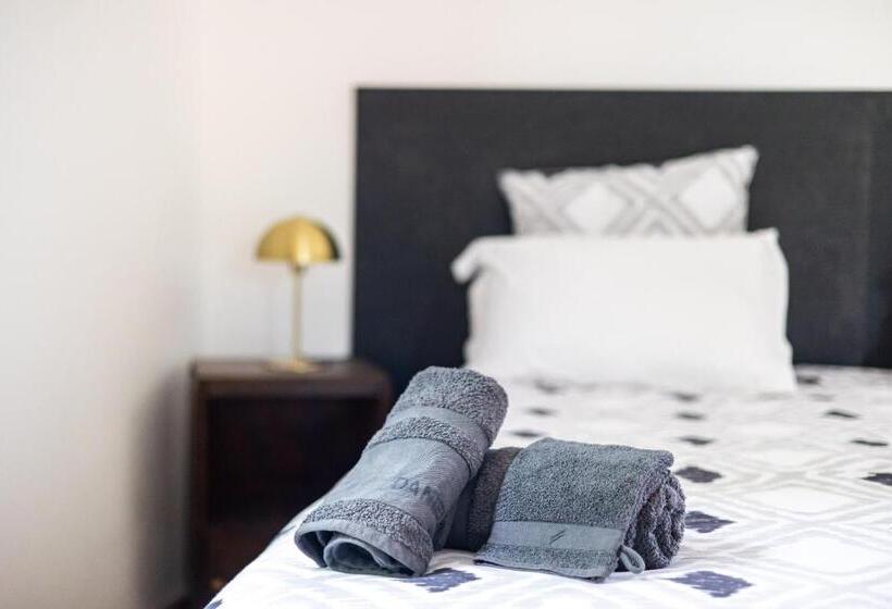 مبيت وإفطار Chalet Des Longschamps