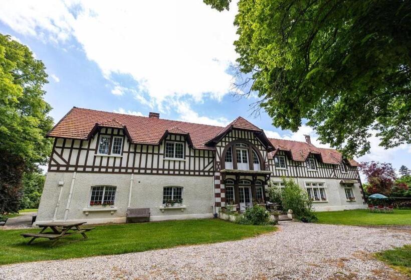 مبيت وإفطار Chalet Des Longschamps