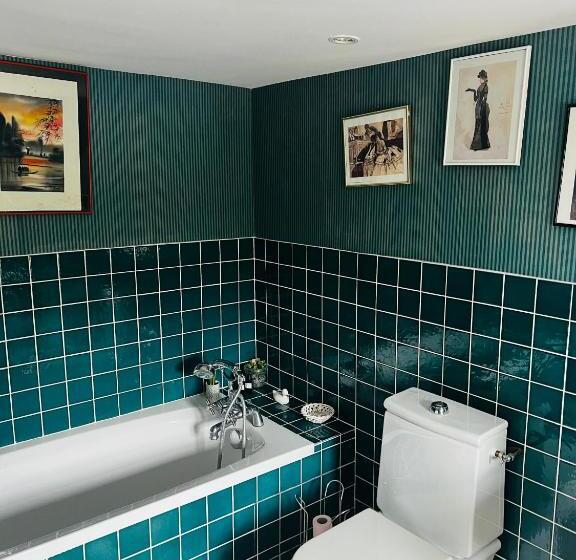 مبيت وإفطار Château De La Thibaudière   Chambre Familiale