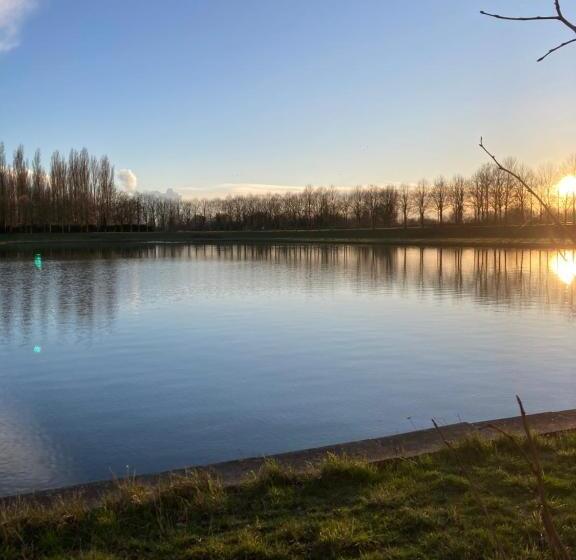 مبيت وإفطار Château De La Thibaudière   Chambre Familiale