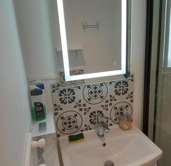 مبيت وإفطار Coté Bouble Chantelle 03140