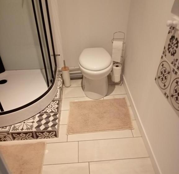 مبيت وإفطار Coté Bouble Chantelle 03140