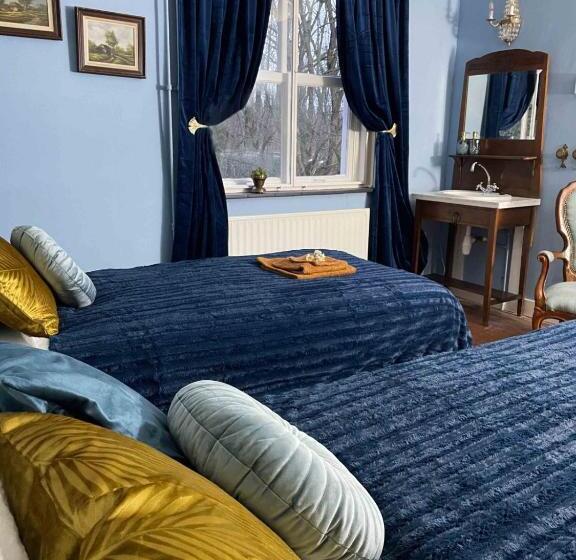 Bed and Breakfast Landhuis De Nieuwe Hof