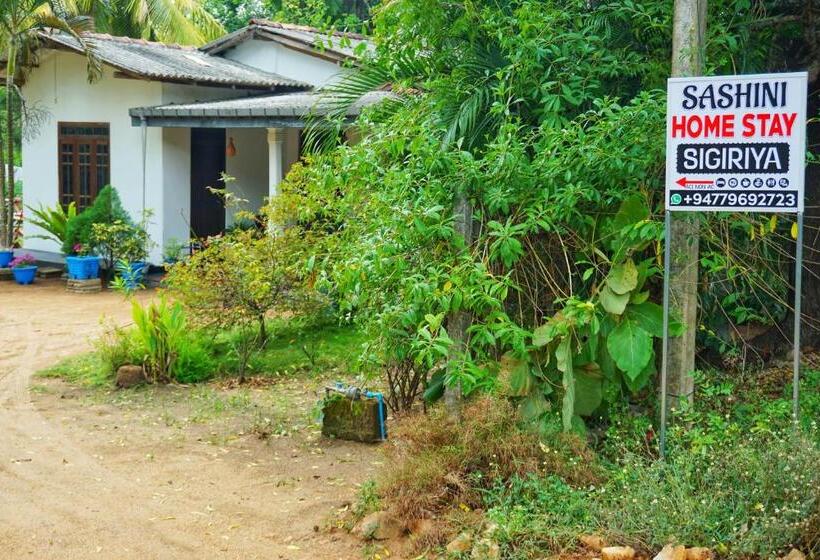 住宿加早餐  Sashini Homestay