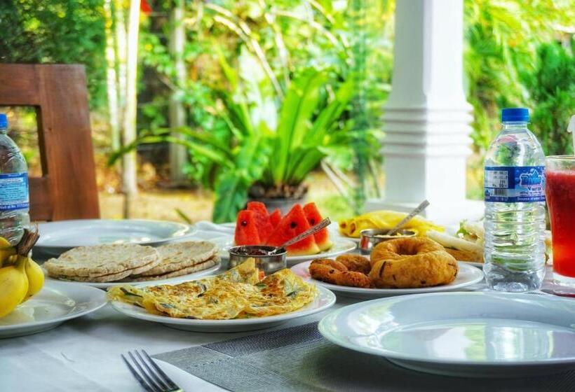 住宿加早餐  Sashini Homestay