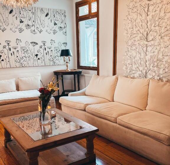 Casona Montt 522 B&b