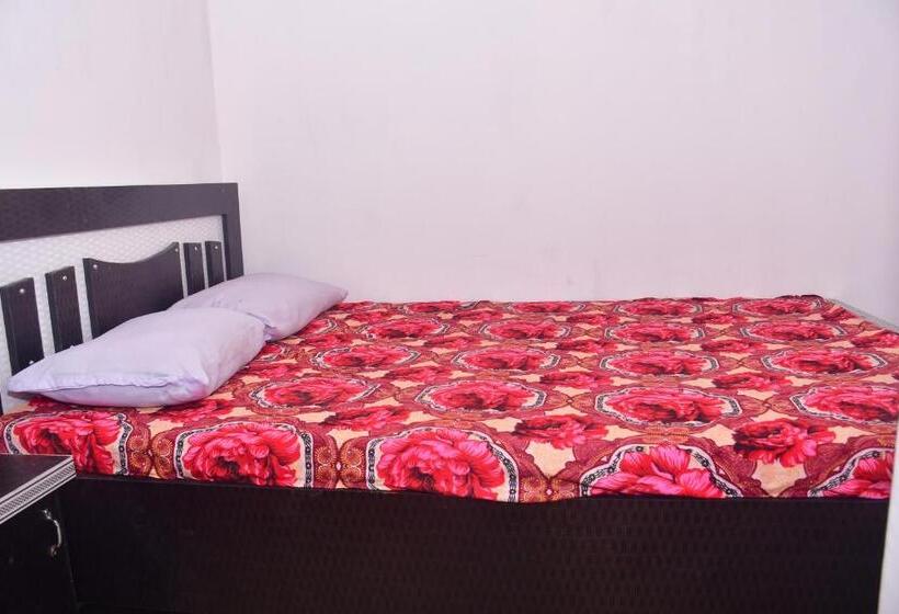 Golden Hotel And Restaurant