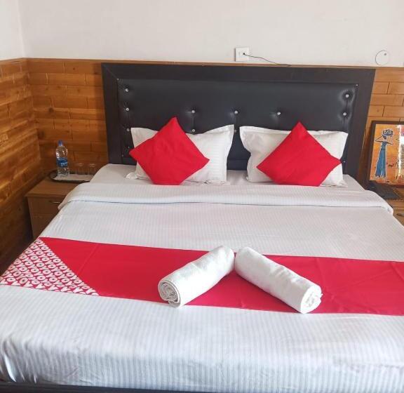 בית מלון כפרי 7  High Rock