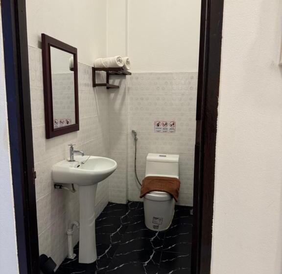 Отель A P S Boutique