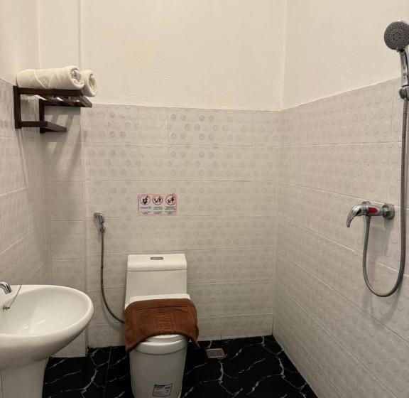 هتل A P S Boutique