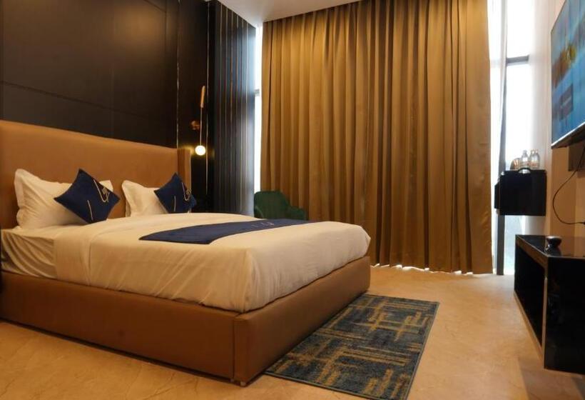 酒店 Aquila Grand Suites   Noida Sector 136