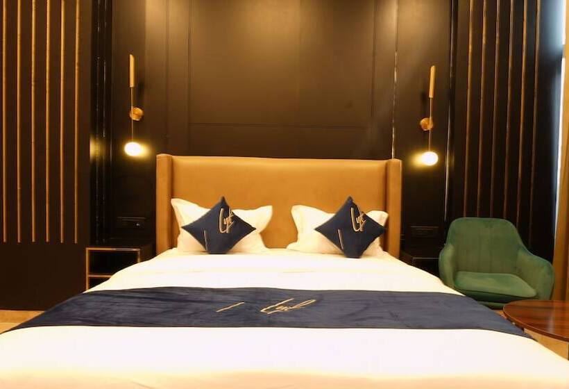 酒店 Aquila Grand Suites   Noida Sector 136