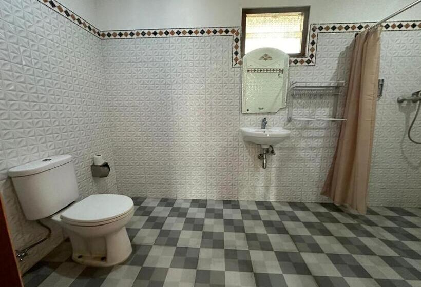 בית מלון כפרי Arlinas Guest House