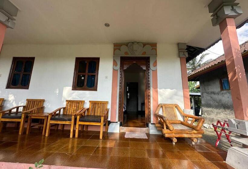 בית מלון כפרי Arlinas Guest House