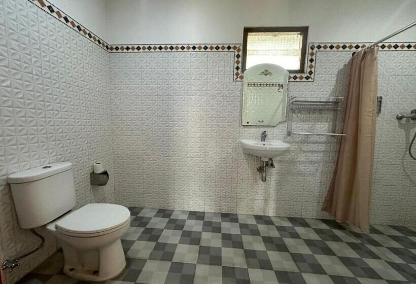 בית מלון כפרי Arlinas Guest House