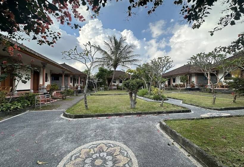 בית מלון כפרי Arlinas Guest House