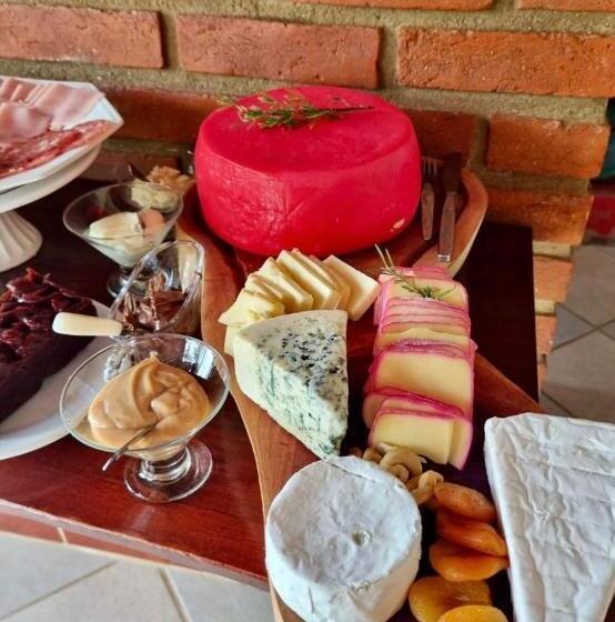 Отель Chalés Do Figa