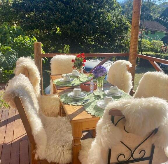 Отель Chalés Do Figa