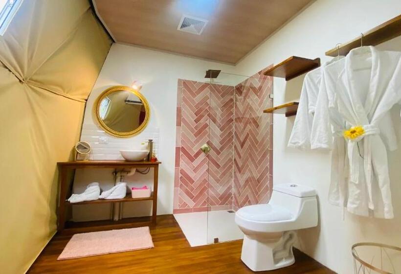 호텔 Féliza Rainforest Domes