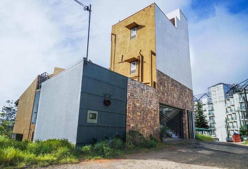 ホテル Hillneliya Resort