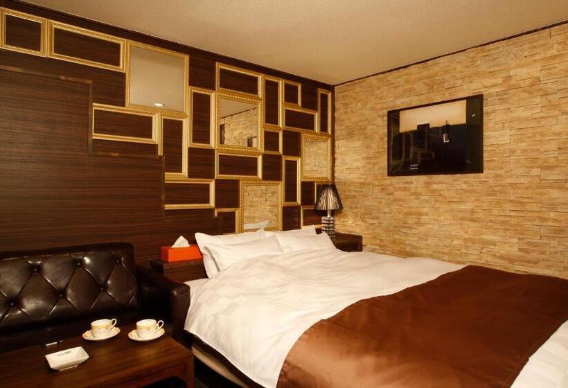 בית מלון כפרי K S Aba Adult Only